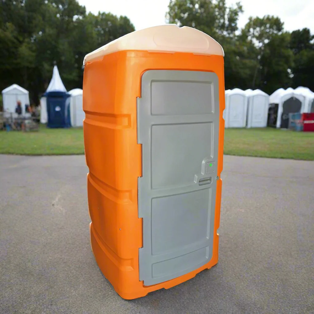Portable Toilet With Bench Tank - Image 6
