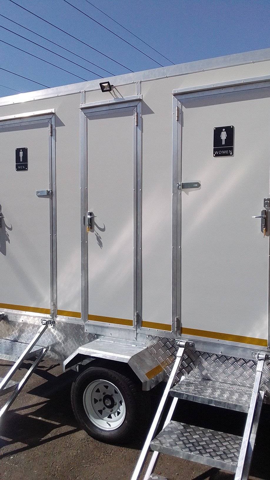 Mobile VIP Toilet 2 Berth (Male + Female) - Image 6