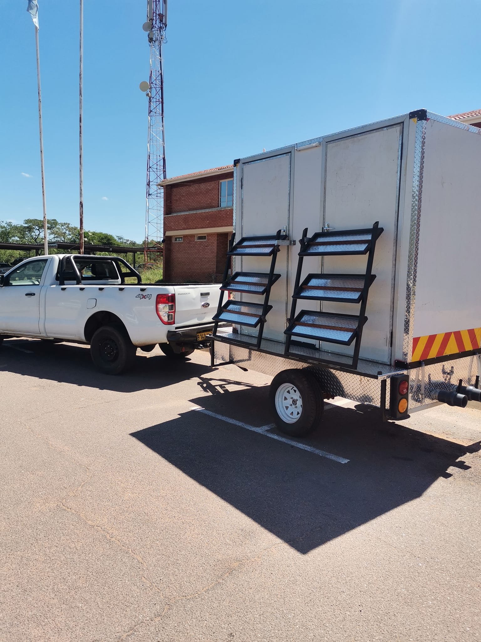 Mobile VIP Toilet 2 Berth (Male + Female) - Image 2