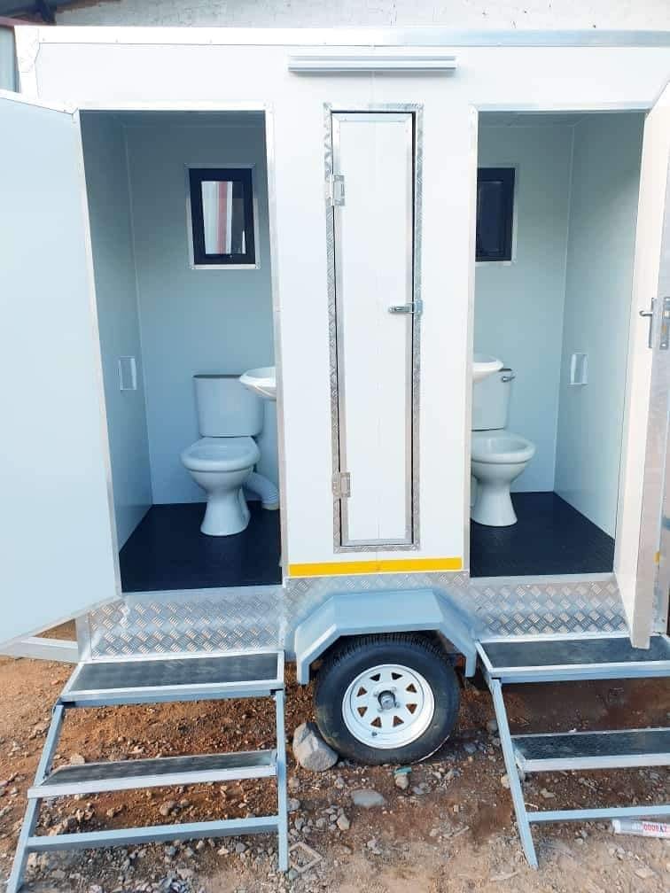 Mobile VIP Toilet 2 Berth (Male + Female) - Image 3