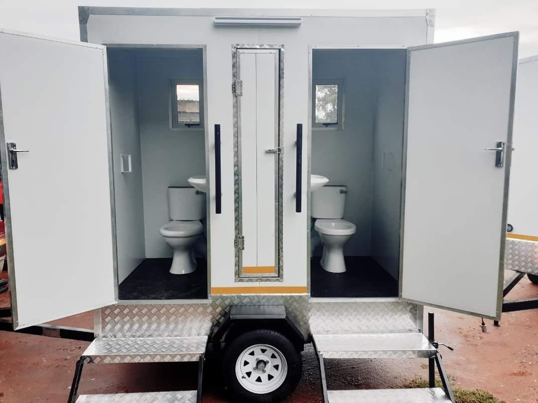 Mobile VIP Toilet 2 Berth (Male + Female)