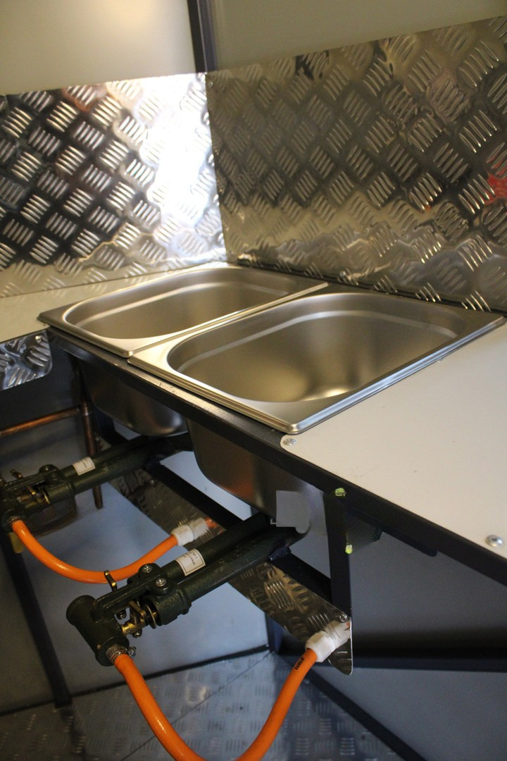 2.8m Mobile Food Trailer - Image 10